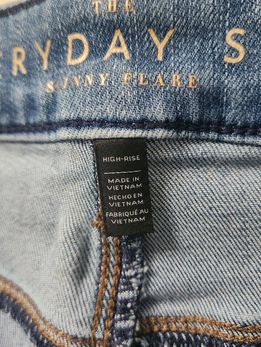 White House Black Market Everyday Soft High Rise Skinny Flare Jeans 6 29.5x31